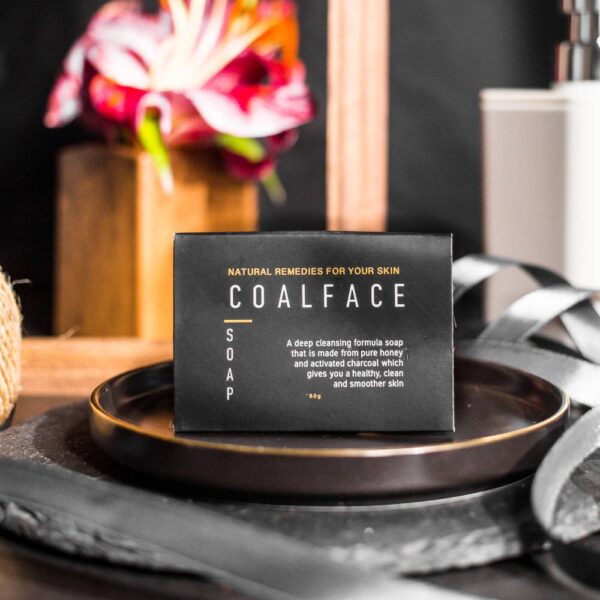 Jabón facial de carbón Kayman Beauty - Imagen 4