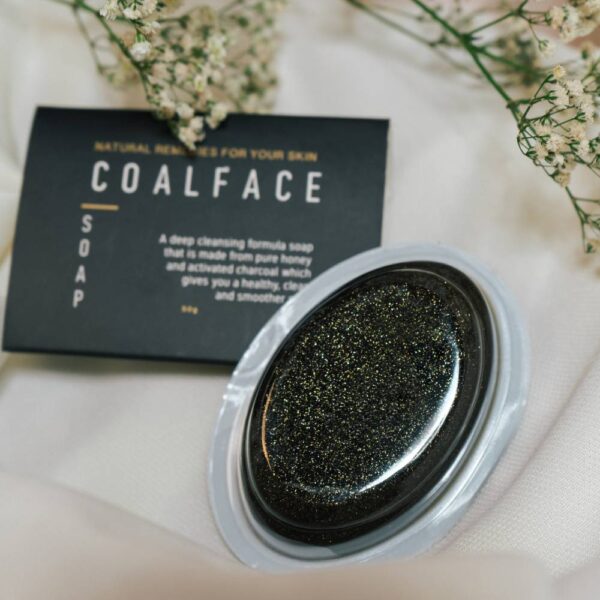 Jabón facial de carbón Kayman Beauty - Imagen 3